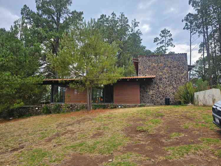 casa en venta sendero de tapalpa juanacatlan tapalpa jalisco p4YaaBJ